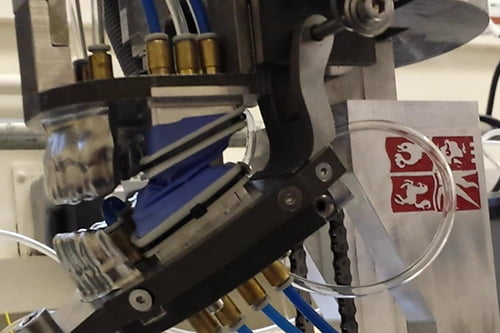 Robotic Jaw Used to Test Medicated Gum